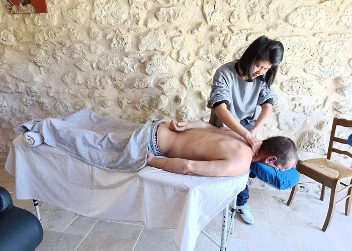 Le Grand Castillon - Peche Avec 2 Etangs Prives, Foret Et Jacuzzi En Option