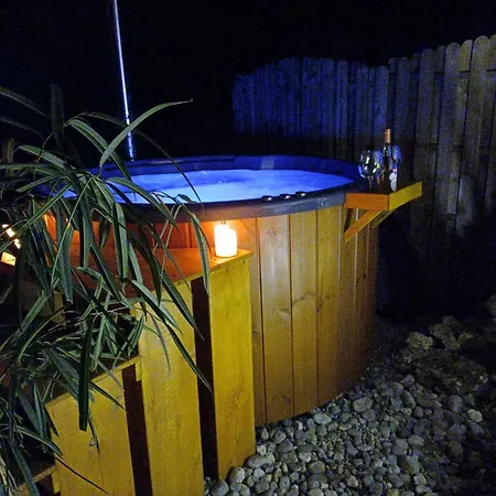 Le Grand Castillon - Peche Avec 2 Etangs Prives, Foret Et Jacuzzi En Option *